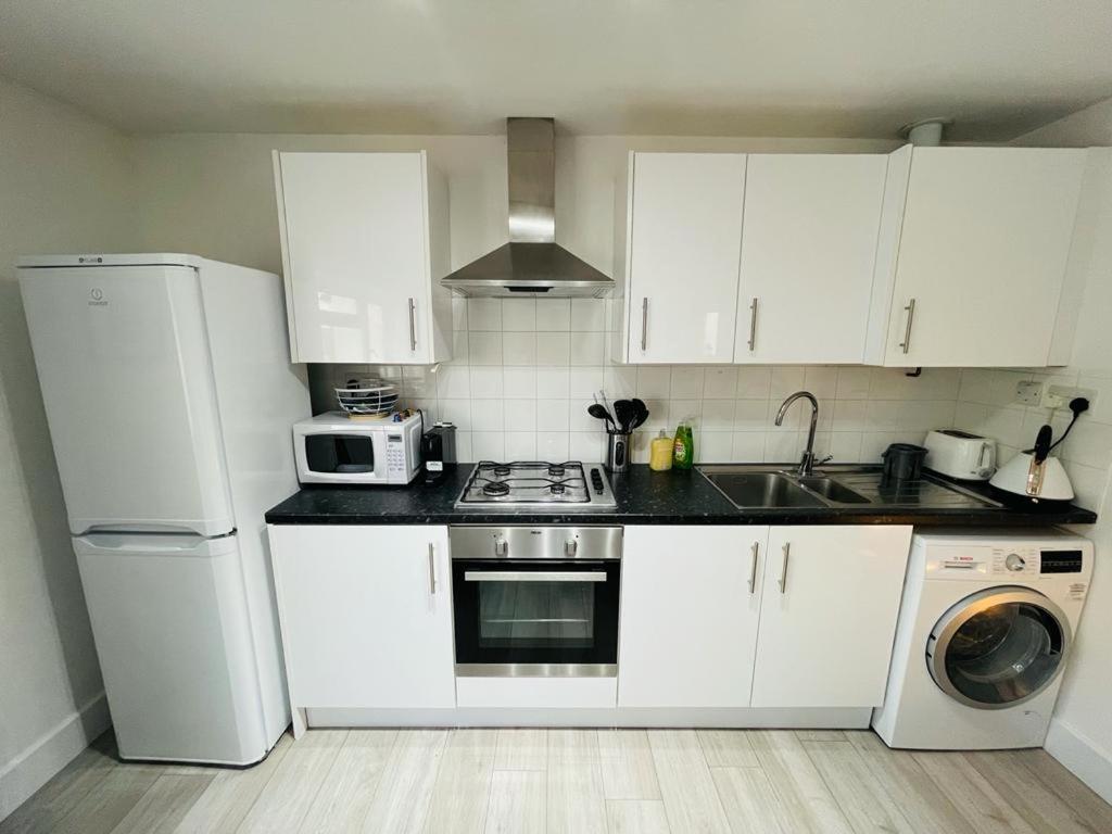 Enfield Chase Apartment Εξωτερικό φωτογραφία