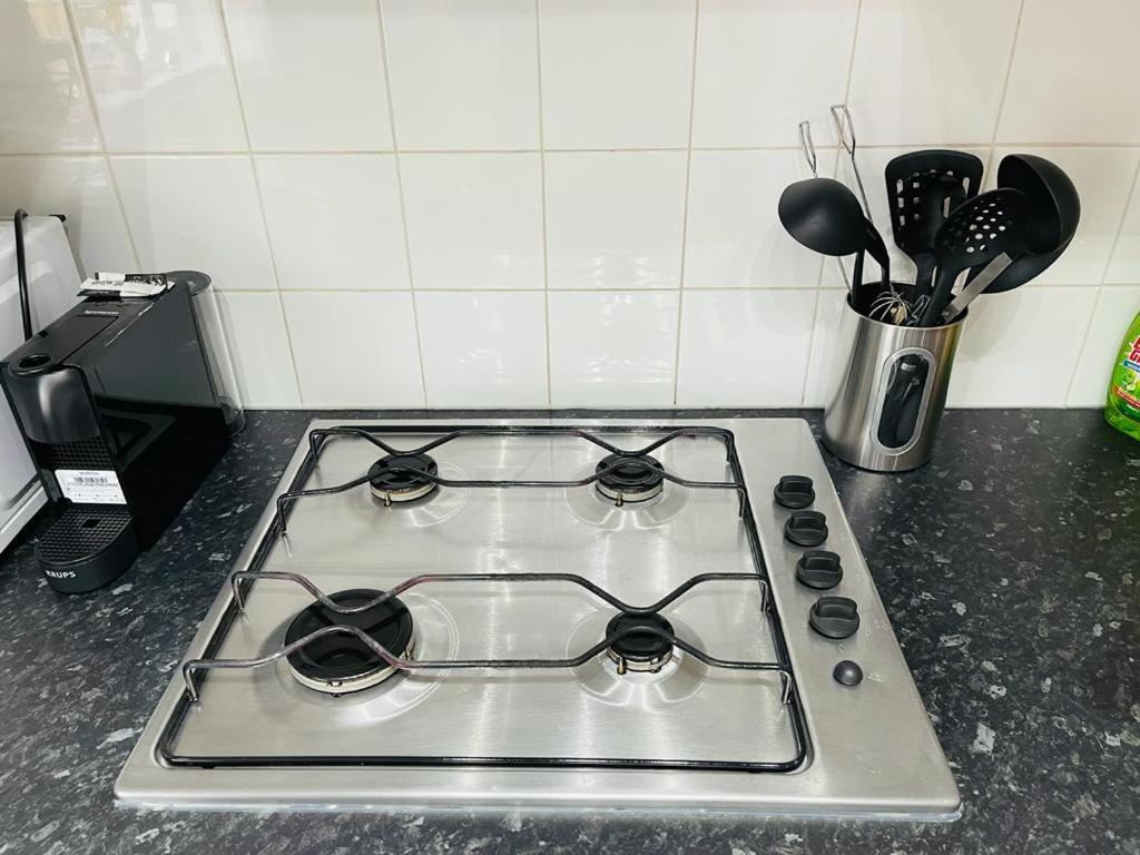 Enfield Chase Apartment Εξωτερικό φωτογραφία